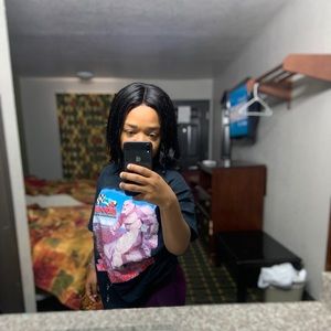 Meet your Posher, Tia